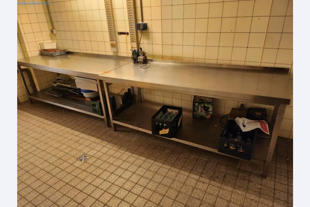 Equipos y máquinas de panadería, máquinas de confitería, equipos de almacén, parque de vehículos-1