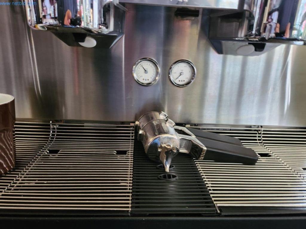 Bäckereieinrichtung- und Maschinen, Konditoreimaschinen, Lagereinrichtung, Fuhrpark-2