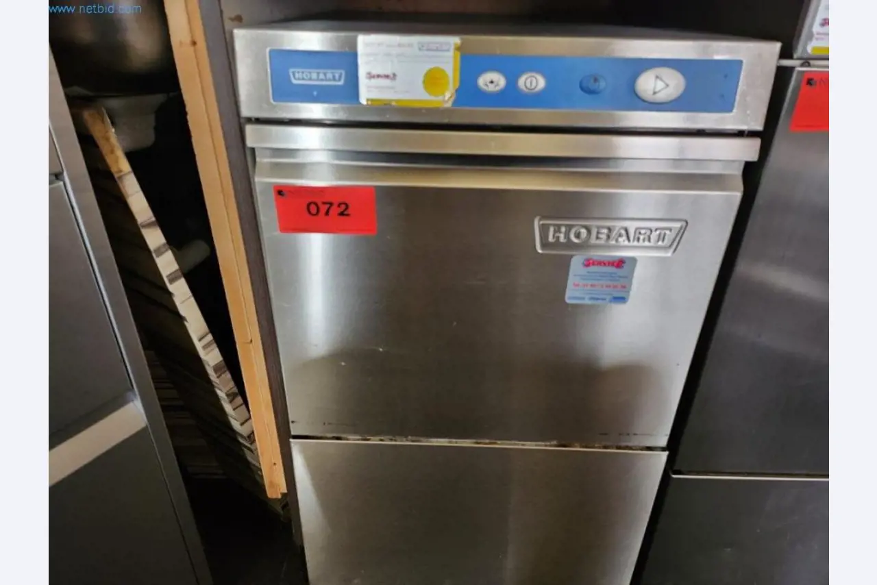 Uitrusting en machines voor bakkerijen, machines voor banketbakkerijen, magazijnuitrusting, wagenpark-1
