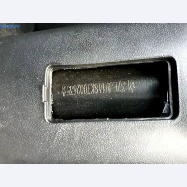 E-mobiles, e-scooters e e-veículos-12