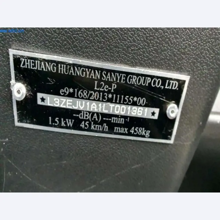 E-mobiles, e-scooters e e-veículos-14