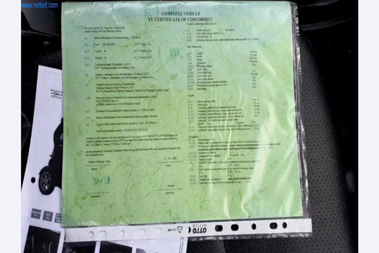 E-mobiles, e-scooters e e-veículos-18