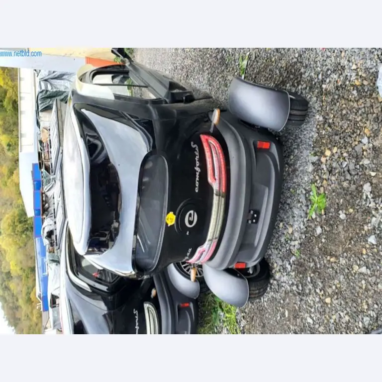 E-mobiles, e-scooters e e-veículos-4