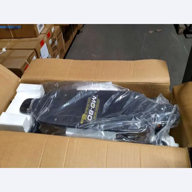 E-mobili, e-skuterji in e-vozila-8