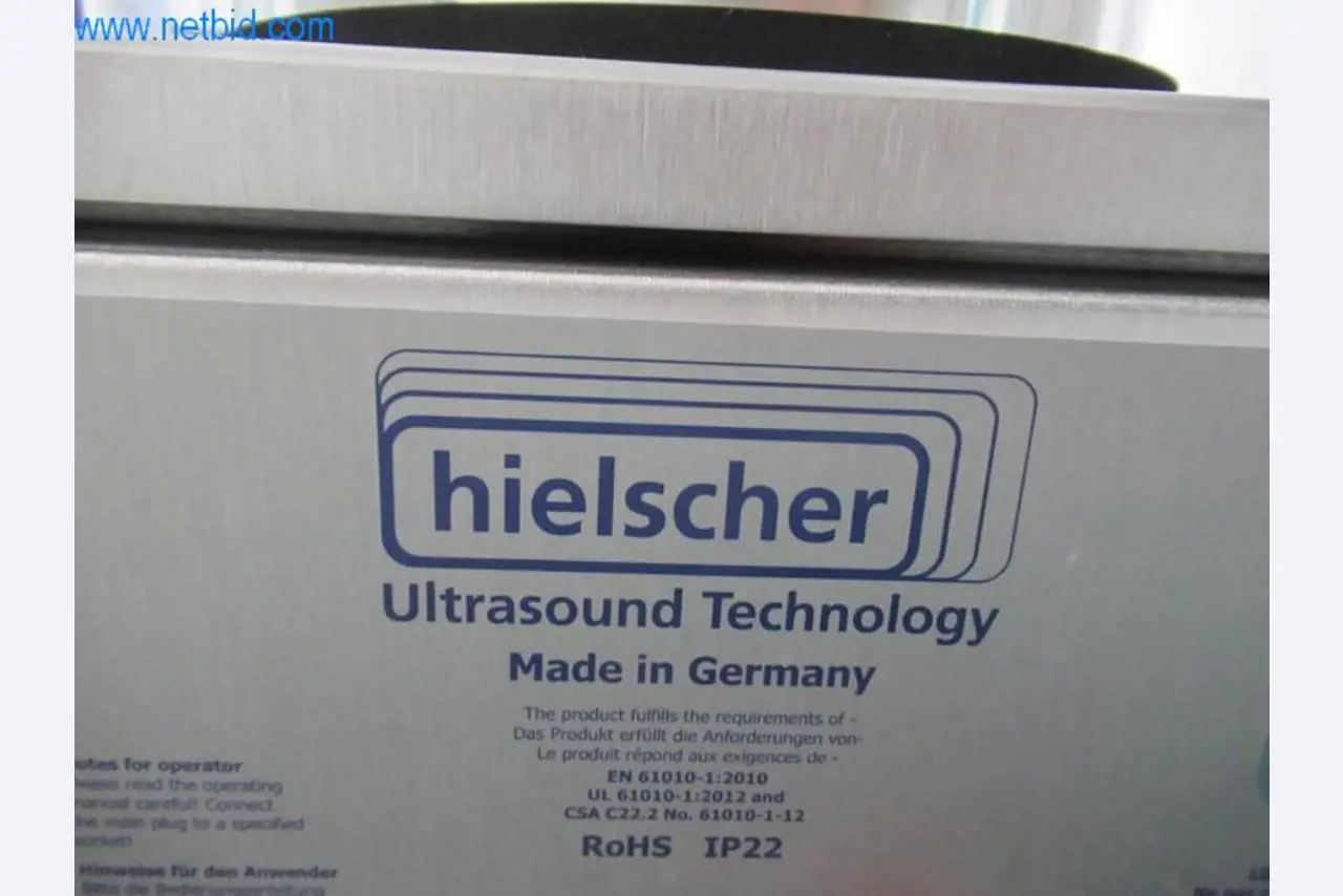 Velmi dobře udržovaný hmotnostní spektrometr se systémem HPLC a příslušenstvím-3