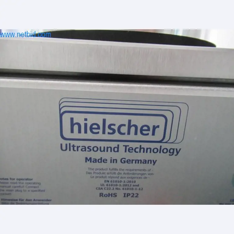 Velmi dobře udržovaný hmotnostní spektrometr se systémem HPLC a příslušenstvím-3