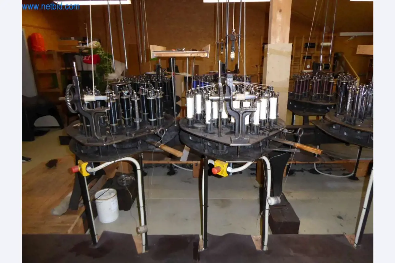 Máquinas para la fabricación de artículos de cuero, guarnicionería y talabartería-4