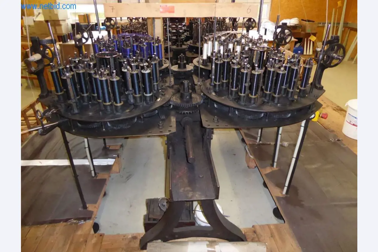 Máquinas para la fabricación de artículos de cuero, guarnicionería y talabartería-8