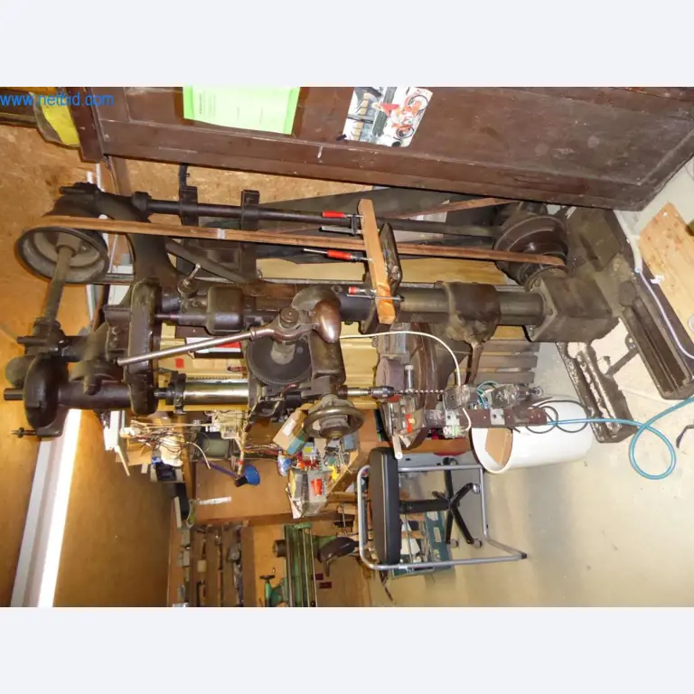 Maschinen zur Herstellung Leder-, Sattlerwaren und Gerten-1