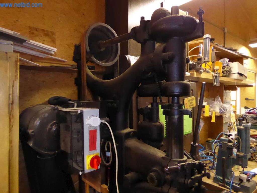 Maschinen zur Herstellung Leder-, Sattlerwaren und Gerten-5