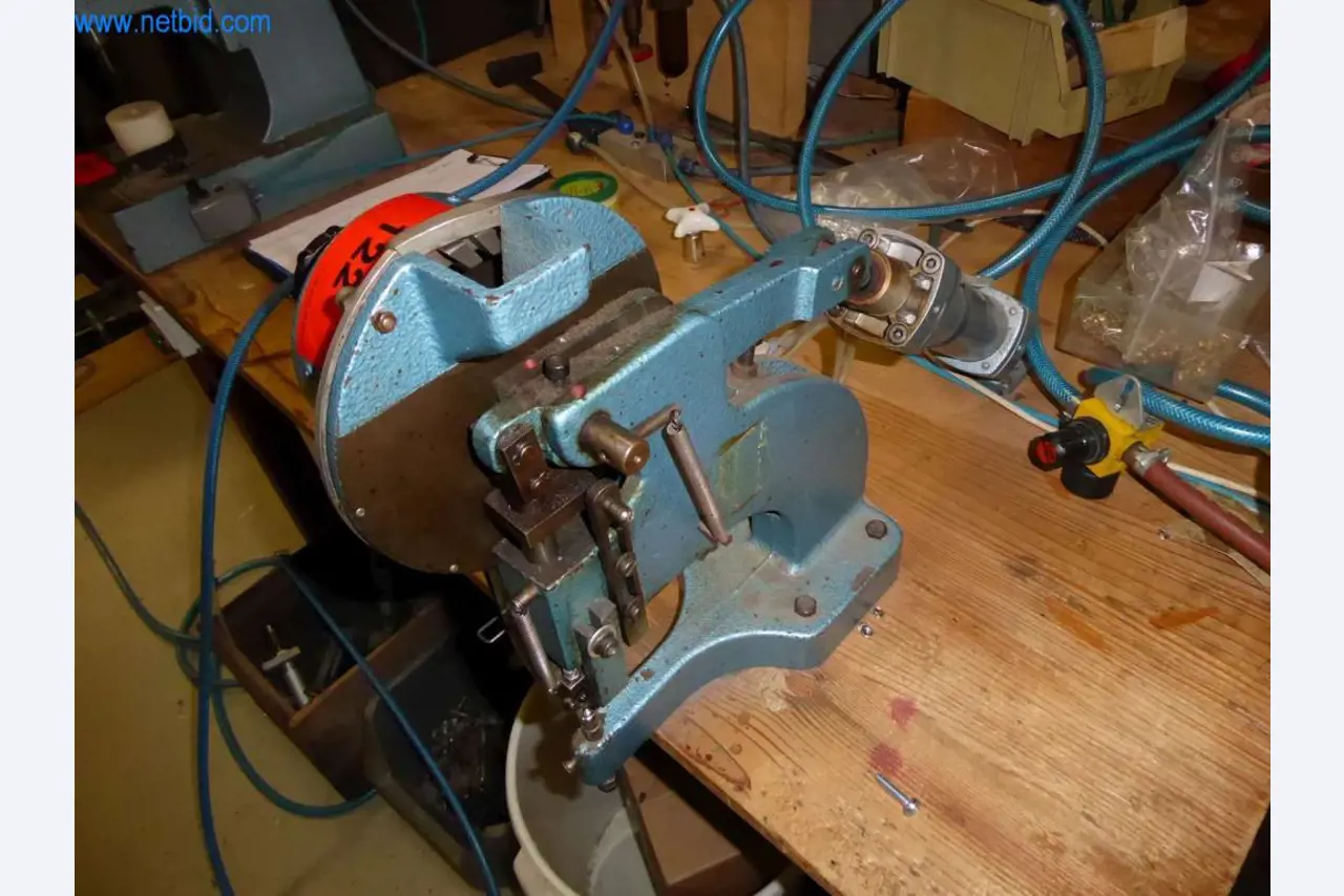 Maschinen zur Herstellung Leder-, Sattlerwaren und Gerten-2