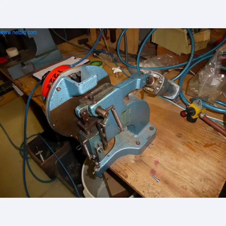 Maschinen zur Herstellung Leder-, Sattlerwaren und Gerten-2