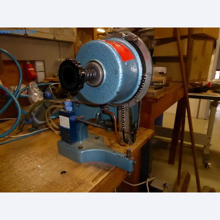 Maschinen zur Herstellung Leder-, Sattlerwaren und Gerten-3