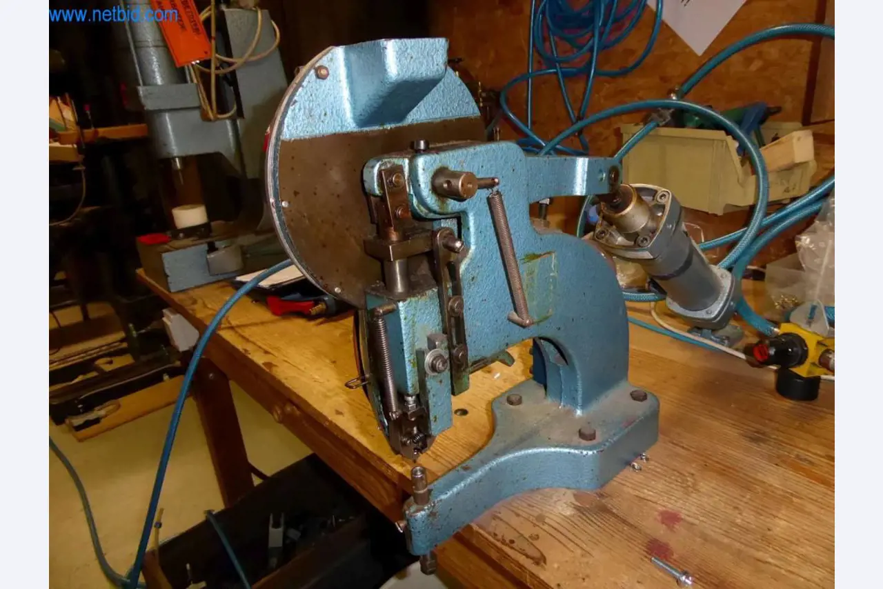 Maschinen zur Herstellung Leder-, Sattlerwaren und Gerten-4