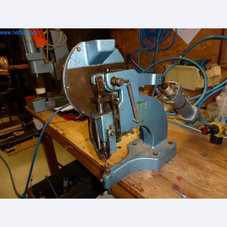 Maschinen zur Herstellung Leder-, Sattlerwaren und Gerten-4