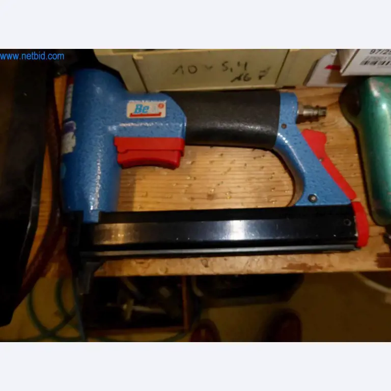 Maszyny do produkcji wyrobów skórzanych, rymarskich i roślinnych-2