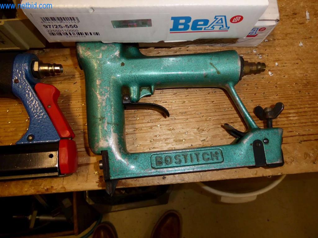 Stroje na výrobu koženého zboží, sedlářských výrobků a plodin-3