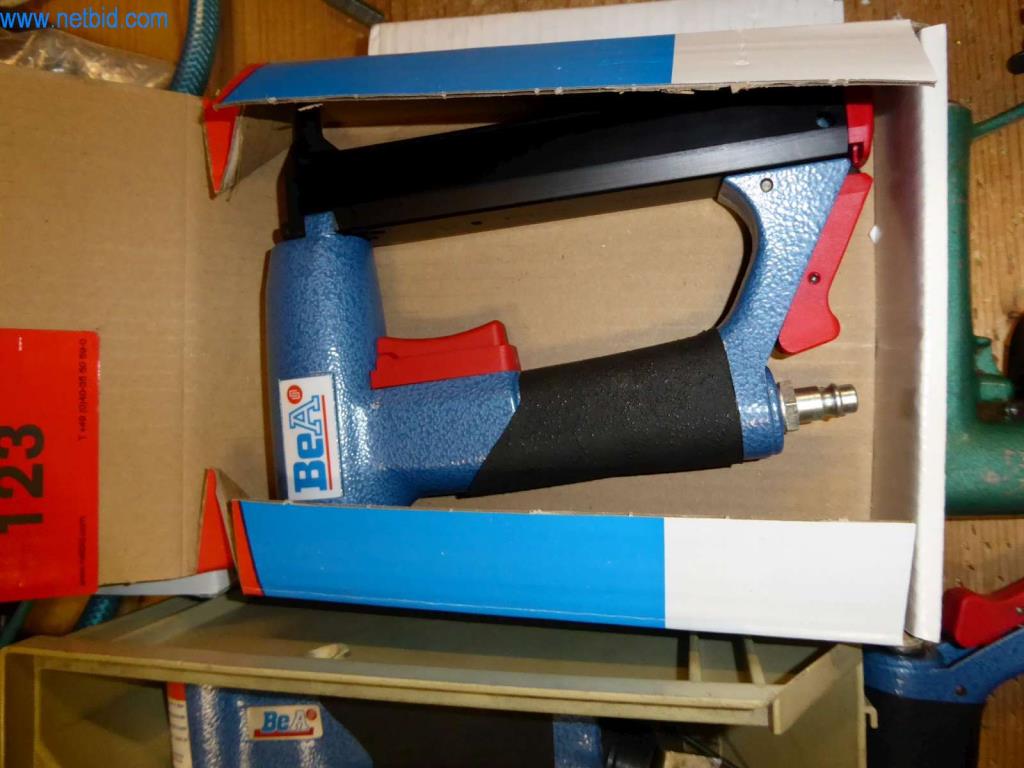 Stroje na výrobu koženého zboží, sedlářských výrobků a plodin-4