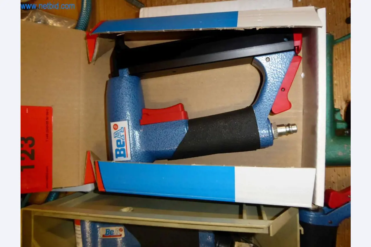 Maszyny do produkcji wyrobów skórzanych, rymarskich i roślinnych-4