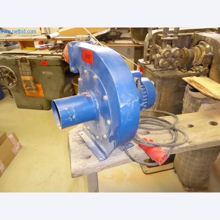 Machines voor de productie van lederwaren, zadeltuig en gewassen-3