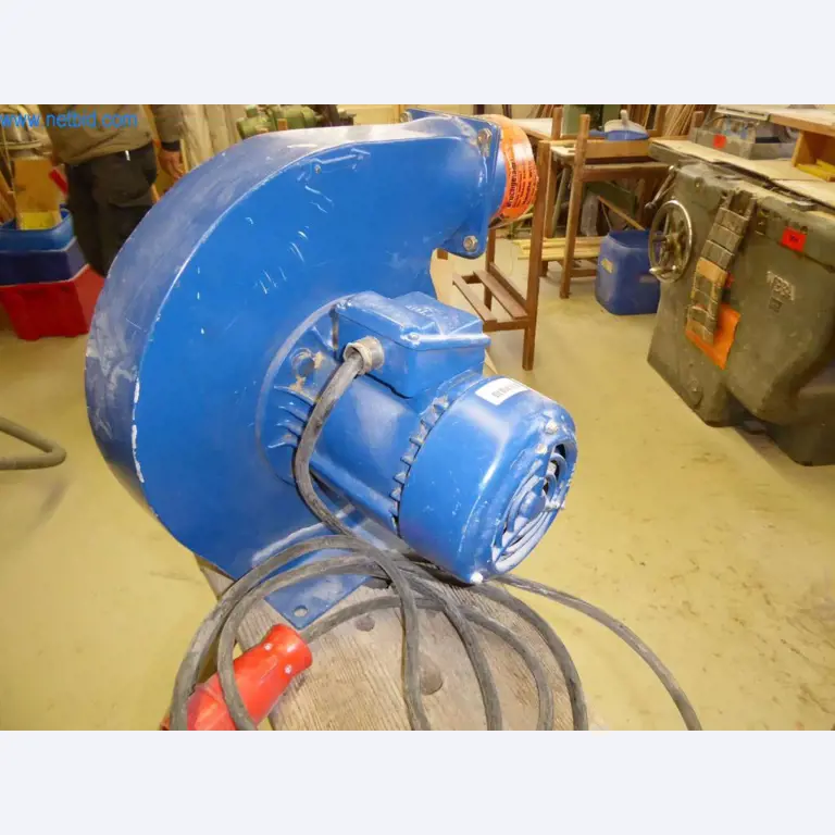 Machines voor de productie van lederwaren, zadeltuig en gewassen-4