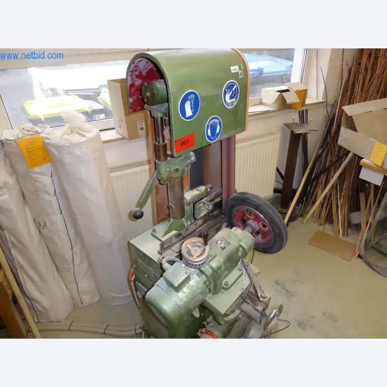 Máquinas para la fabricación de artículos de cuero, guarnicionería y talabartería-6