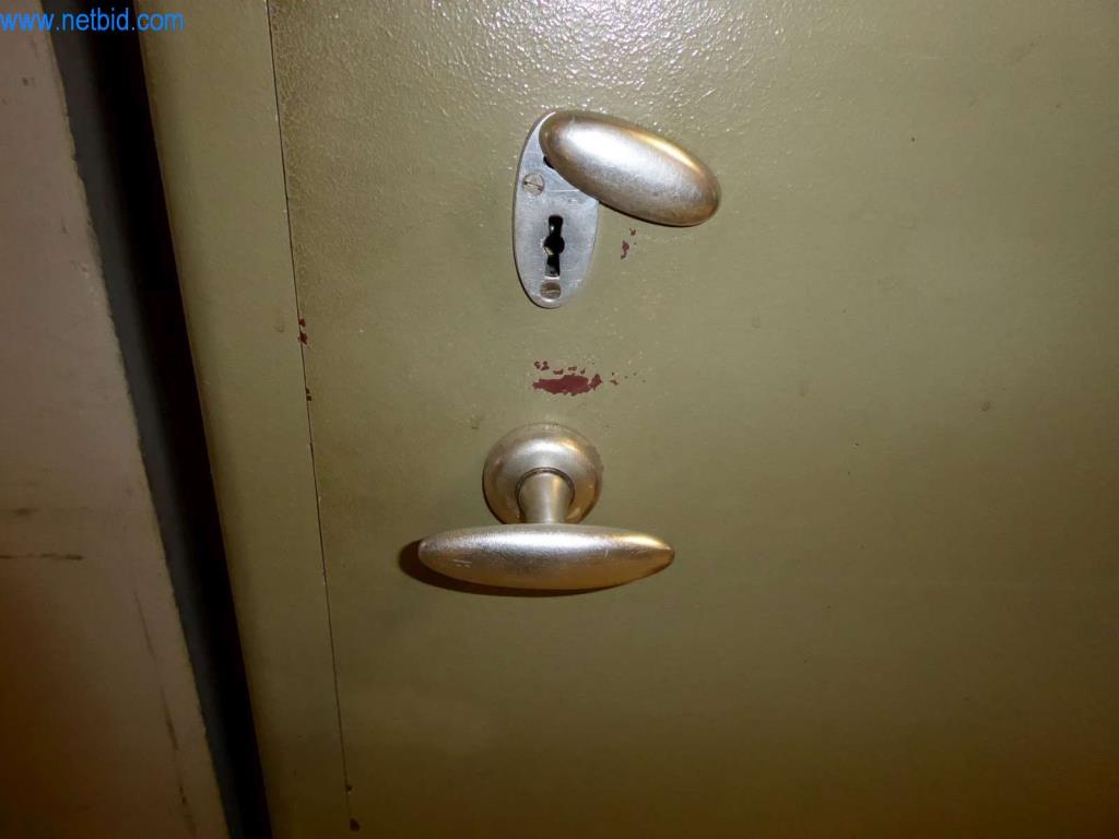 Máquinas para la fabricación de artículos de cuero, guarnicionería y talabartería-2