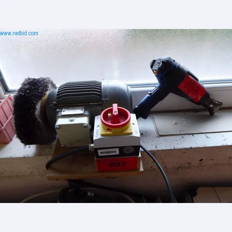 Maschinen zur Herstellung Leder-, Sattlerwaren und Gerten-1