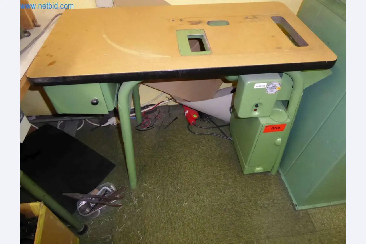 Machines voor de productie van lederwaren, zadeltuig en gewassen-1