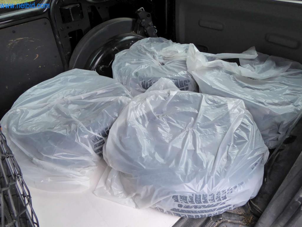 Stroje na výrobu koženého zboží, sedlářských výrobků a plodin-7