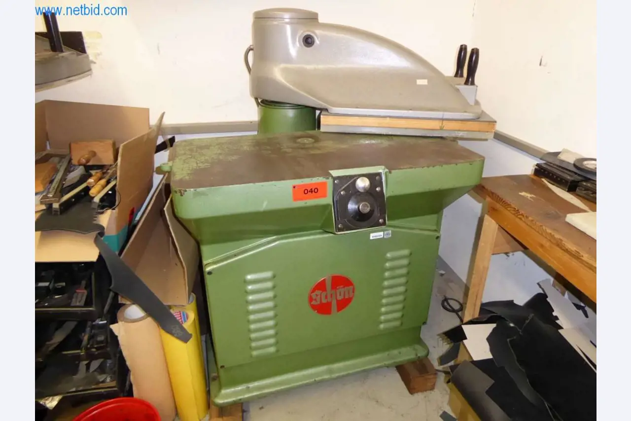 Máquinas para la fabricación de artículos de cuero, guarnicionería y talabartería-1