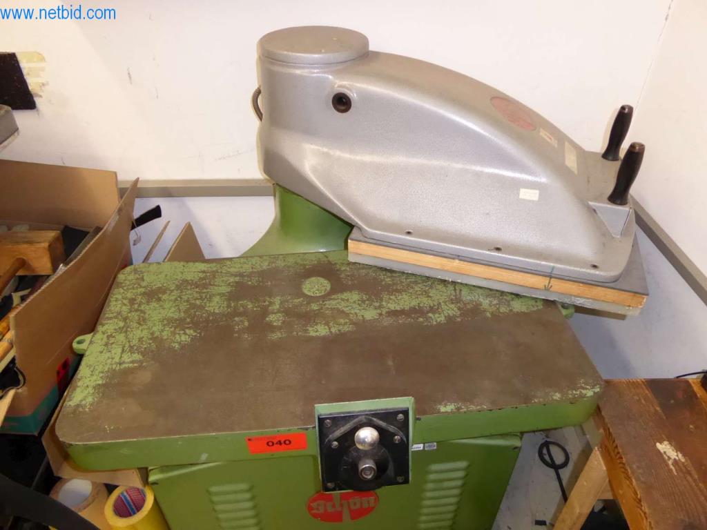 Stroje na výrobu koženého zboží, sedlářských výrobků a plodin-2