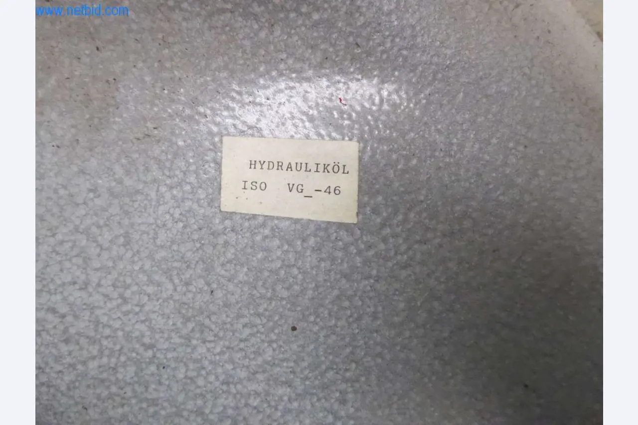 Máquinas para la fabricación de artículos de cuero, guarnicionería y talabartería-6