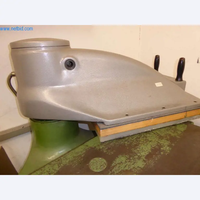 Máquinas para la fabricación de artículos de cuero, guarnicionería y talabartería-7