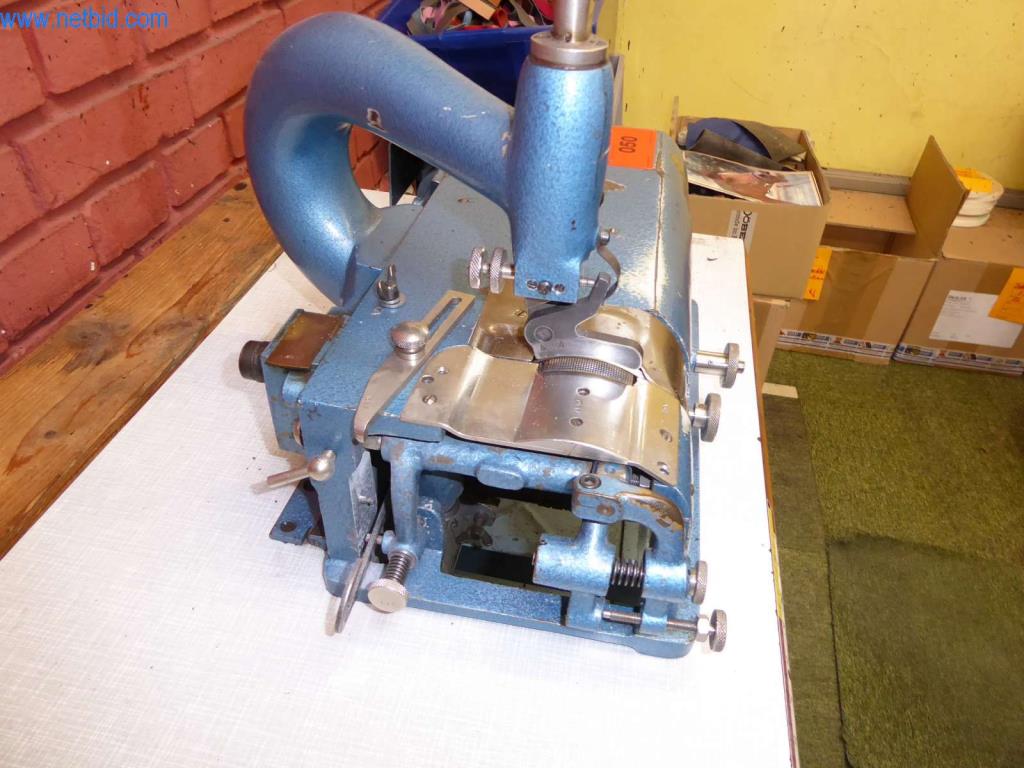 Máquinas para la fabricación de artículos de cuero, guarnicionería y talabartería-5