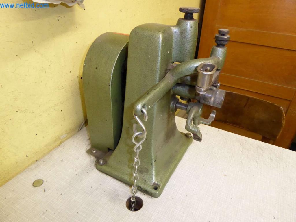 Maschinen zur Herstellung Leder-, Sattlerwaren und Gerten-2