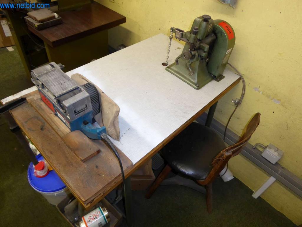 Maschinen zur Herstellung Leder-, Sattlerwaren und Gerten-3