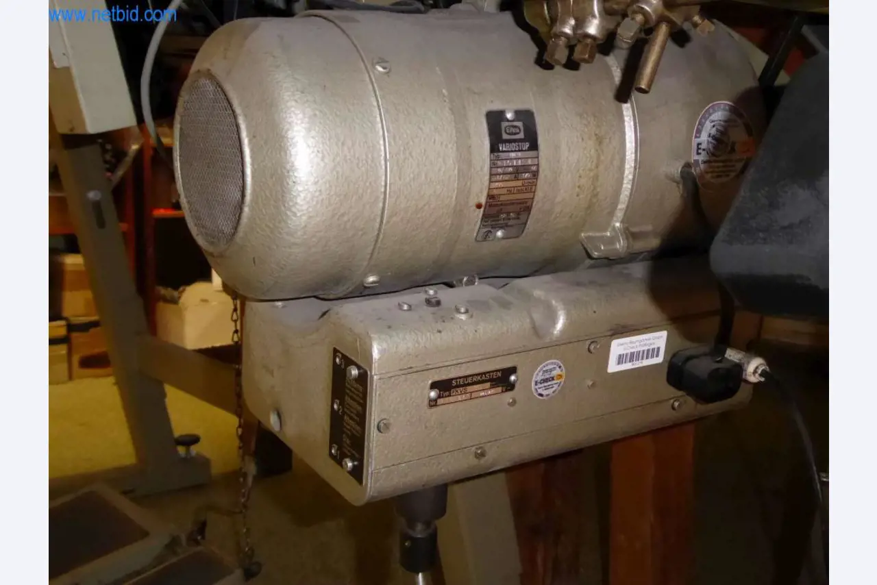 Stroje na výrobu koženého zboží, sedlářských výrobků a plodin-11