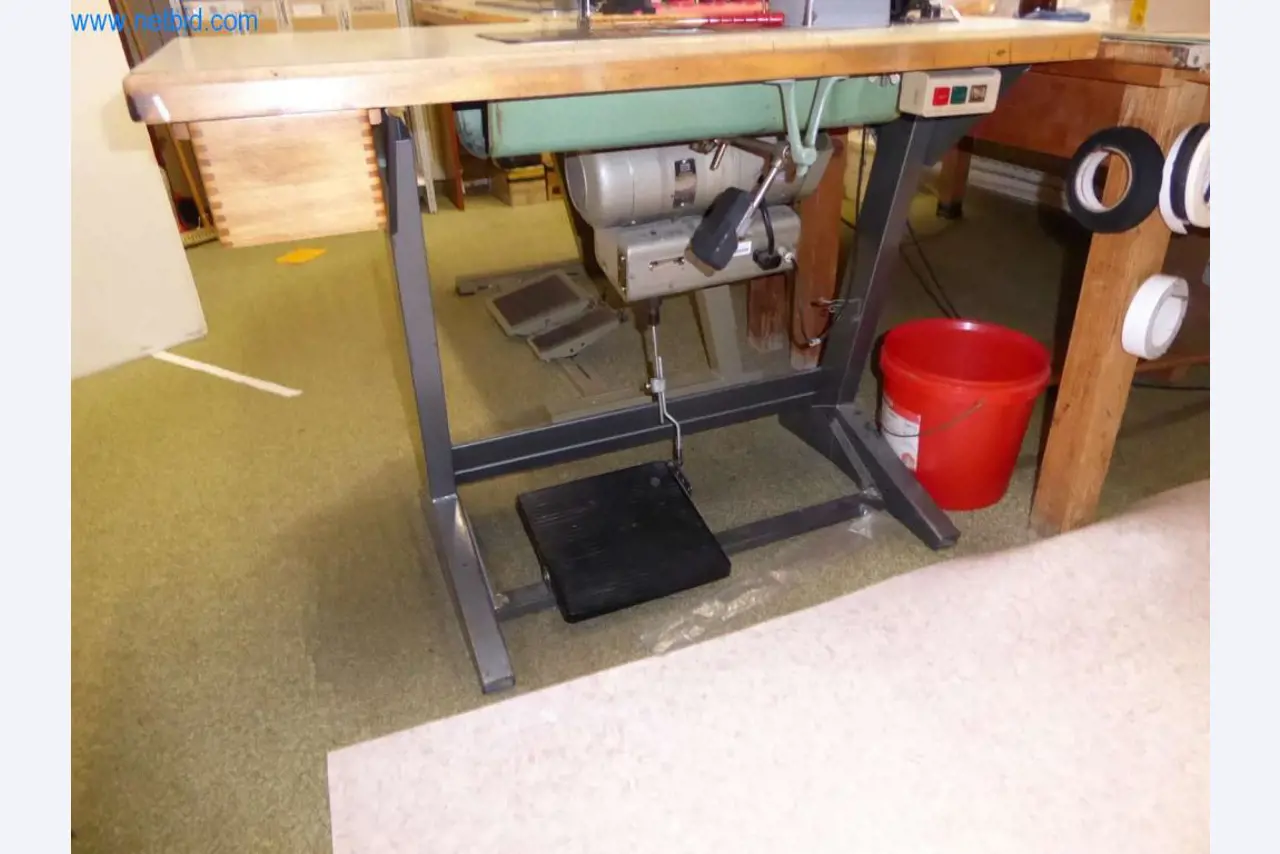 Stroje na výrobu koženého zboží, sedlářských výrobků a plodin-9