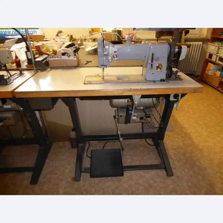 Machines voor de productie van lederwaren, zadeltuig en gewassen-3