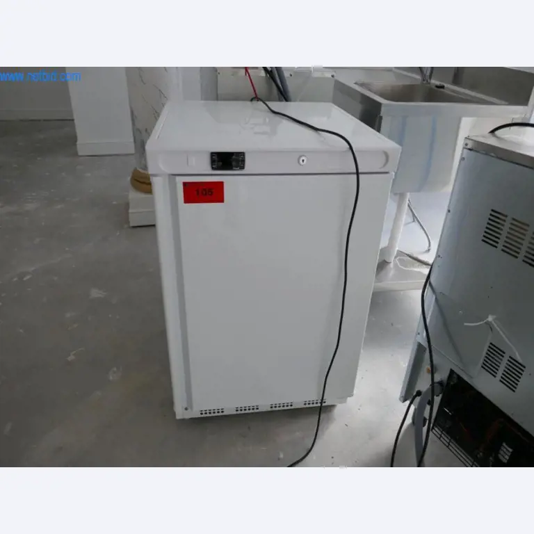 Maquinaria de construcción, accesorios de construcción, andamios, vigas de encofrado, soportes, maquinaria y vehículos para la metalurgia-1