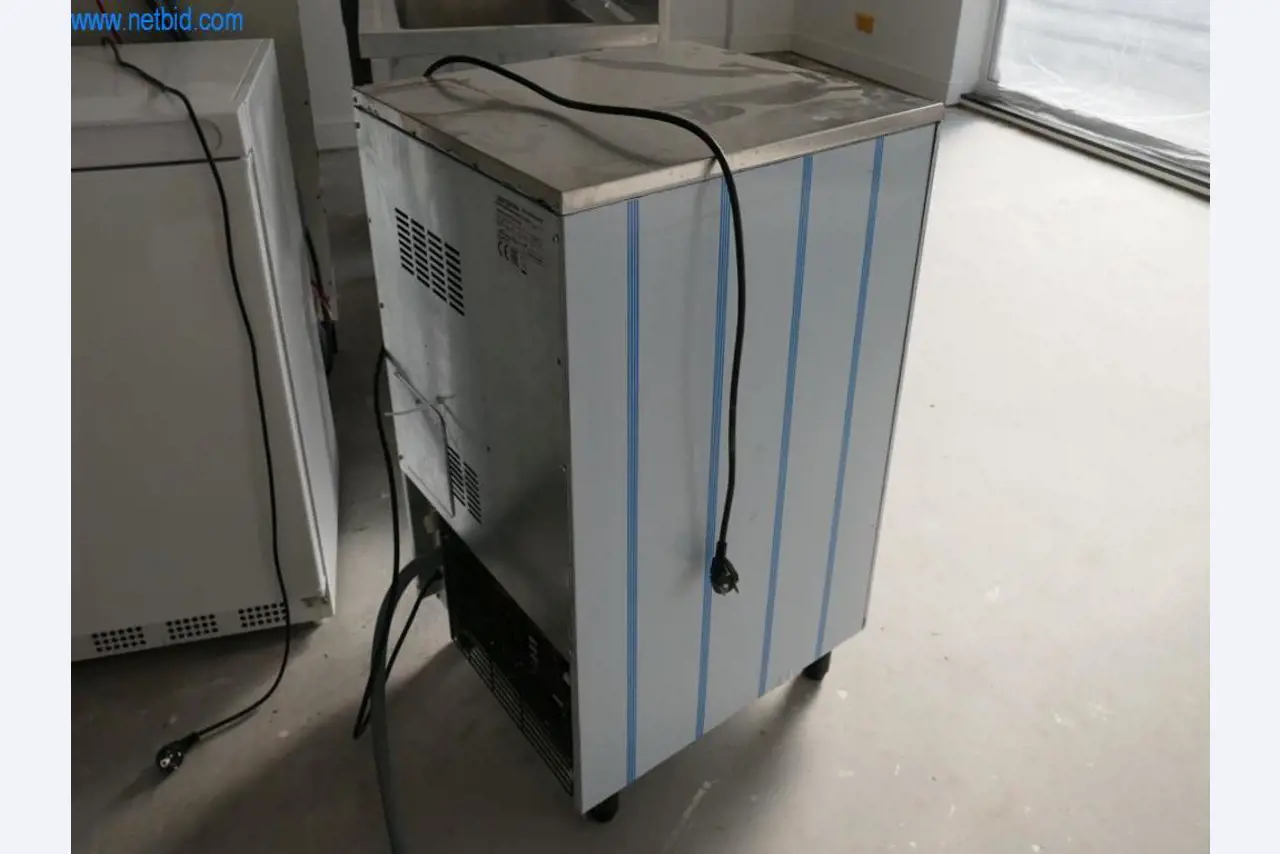 Maszyny budowlane, akcesoria budowlane, rusztowania, belki szalunkowe, podpory, maszyny i pojazdy do obróbki metalu-4