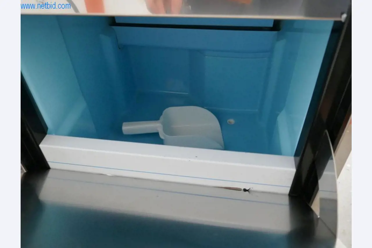 Maszyny budowlane, akcesoria budowlane, rusztowania, belki szalunkowe, podpory, maszyny i pojazdy do obróbki metalu-2