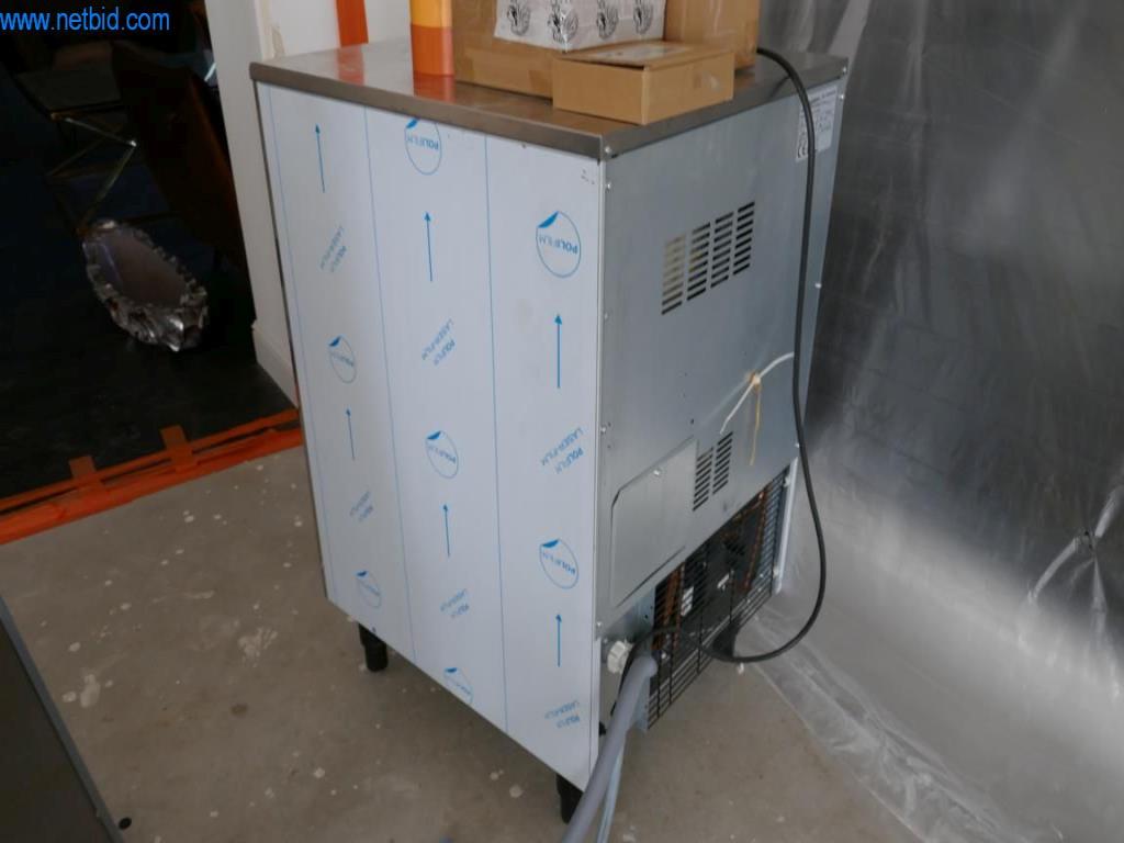 Máquinas de construção, acessórios de construção, andaimes, vigas de cofragem, suportes, máquinas e veículos para trabalhar metais-4