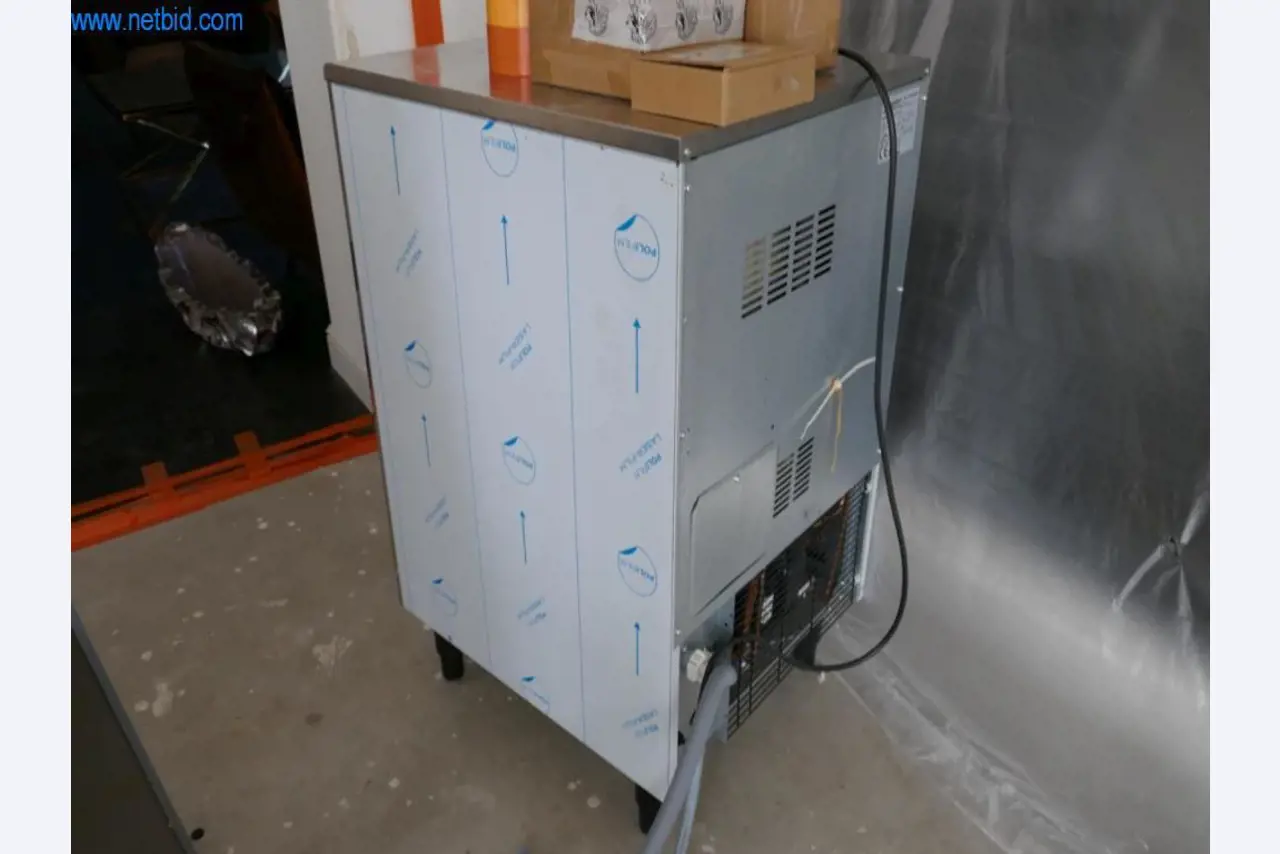 Maszyny budowlane, akcesoria budowlane, rusztowania, belki szalunkowe, podpory, maszyny i pojazdy do obróbki metalu-4