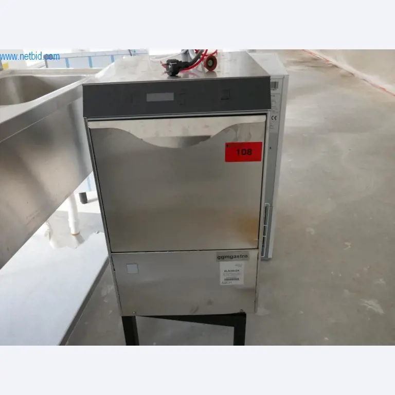 Baumaschinen, Bauzubehör, Gerüste, Schalungsträger, Stützen, metallverarbeitende Maschinen und Fahrzeuge-1