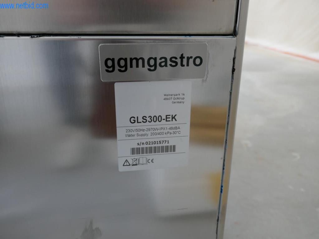 Maszyny budowlane, akcesoria budowlane, rusztowania, belki szalunkowe, podpory, maszyny i pojazdy do obróbki metalu-2