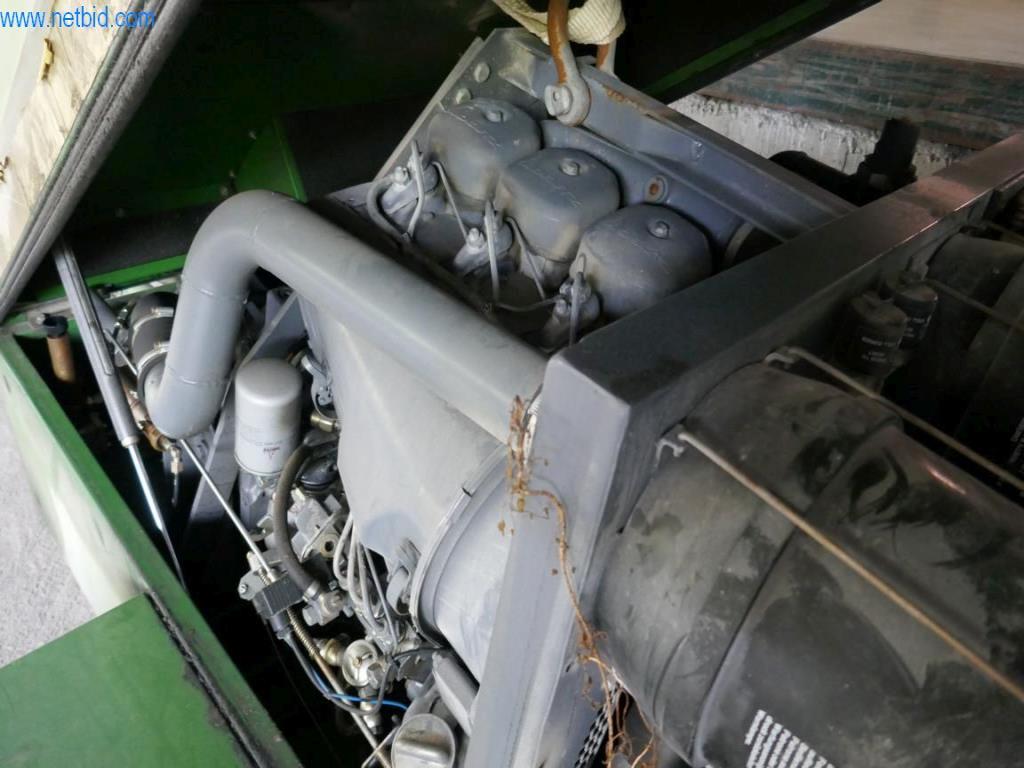 Máquinas de construção, acessórios de construção, andaimes, vigas de cofragem, suportes, máquinas e veículos para trabalhar metais-9