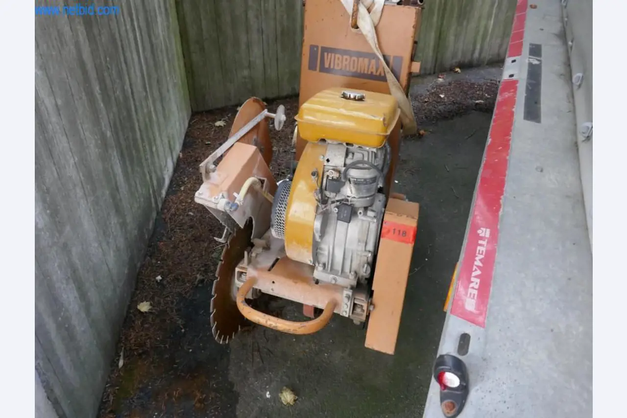 Maquinaria de construcción, accesorios de construcción, andamios, vigas de encofrado, soportes, maquinaria y vehículos para la metalurgia-1