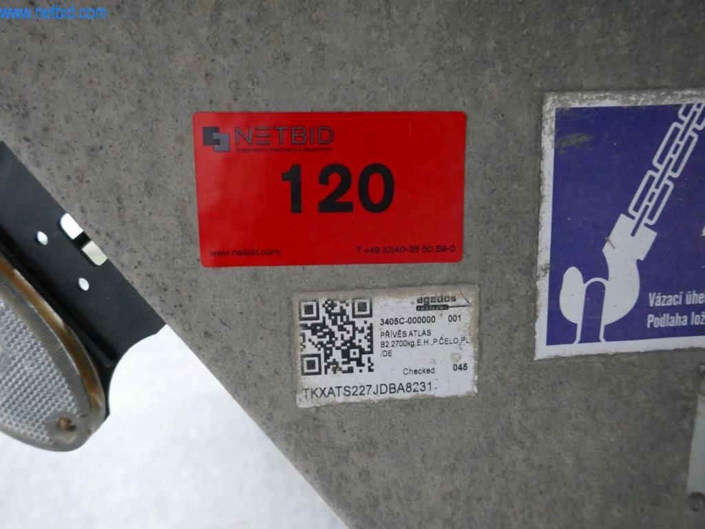 Stavební stroje, stavební příslušenství, lešení, bednicí nosníky, podpěry, kovoobráběcí stroje a vozidla-4